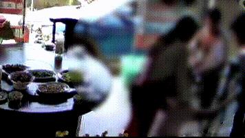 DƬ